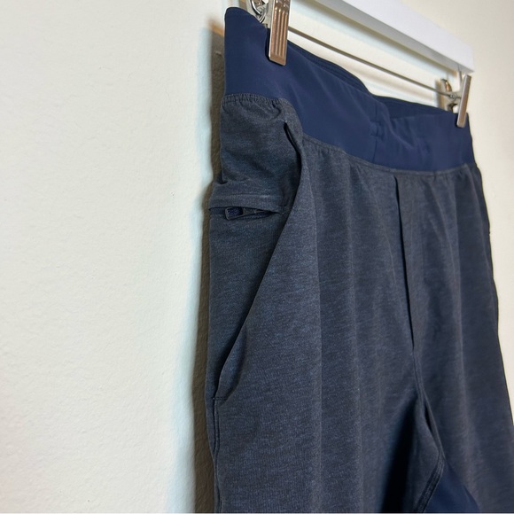 Lululemon Shorts Mens Small T.H.E The Linerless 9” Blue Gym Athletic Athleisure - Picture 2 of 9